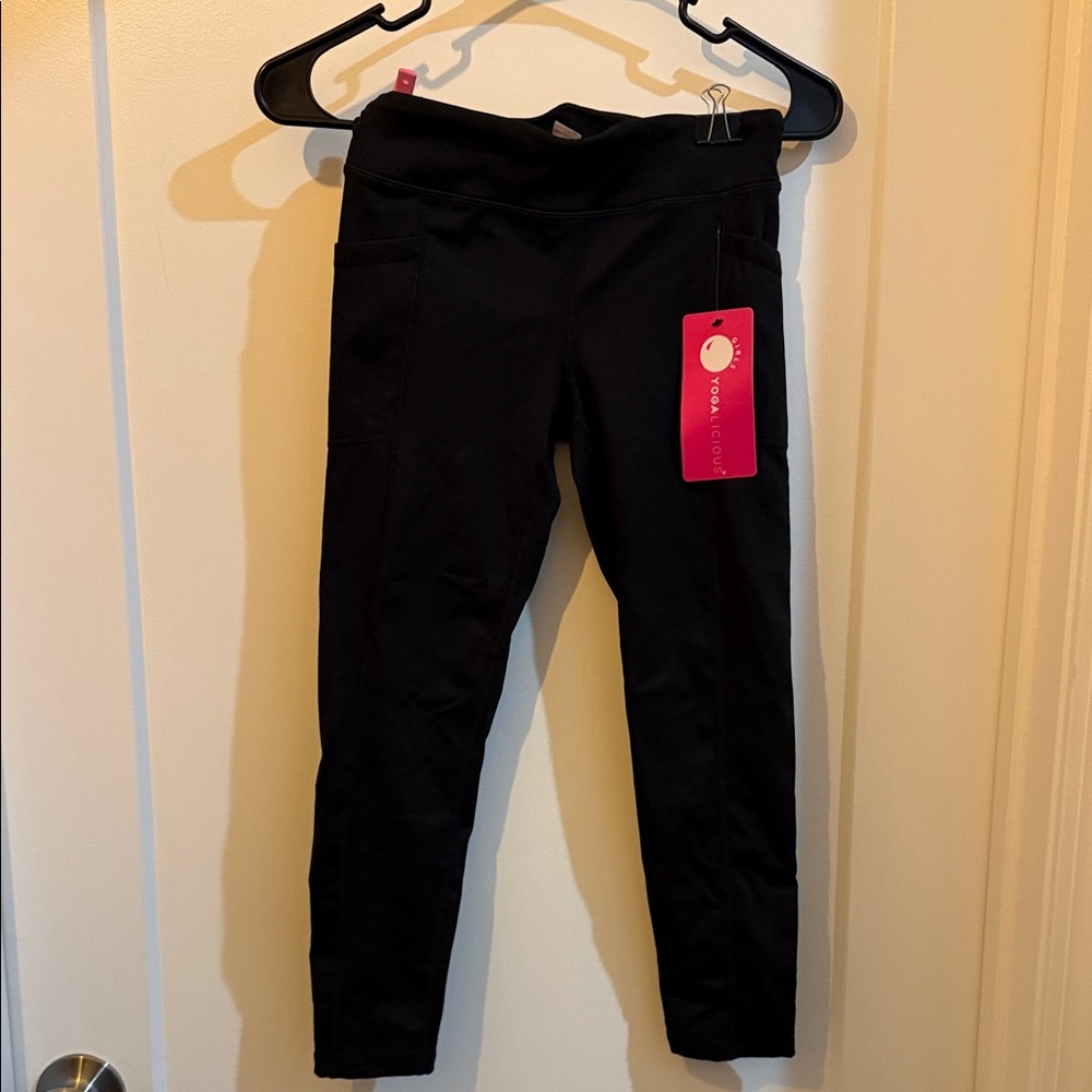 Yogalicious Black Leggings with Pockets girls L